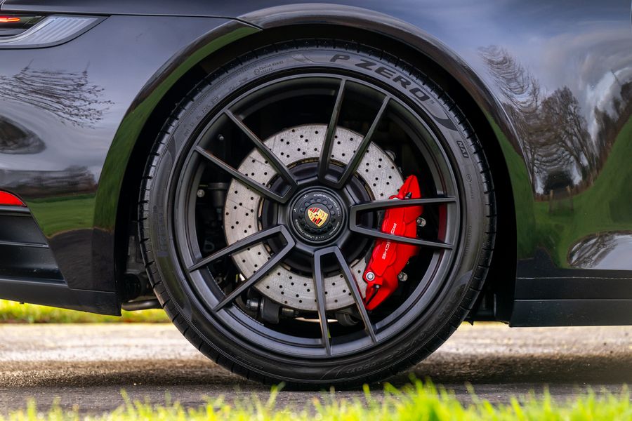 Porsche 911 (992) Carrera GTS PDK