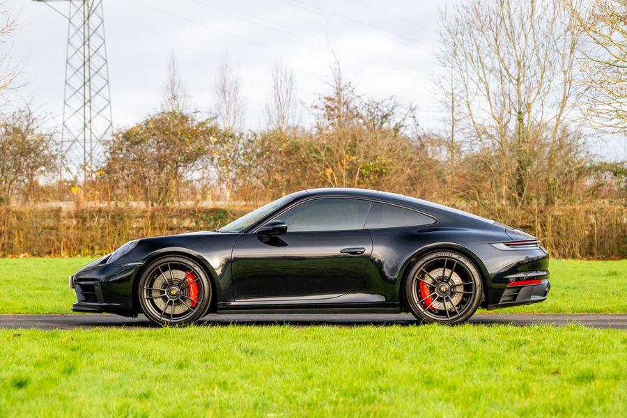 Porsche 911 (992) Carrera GTS PDK